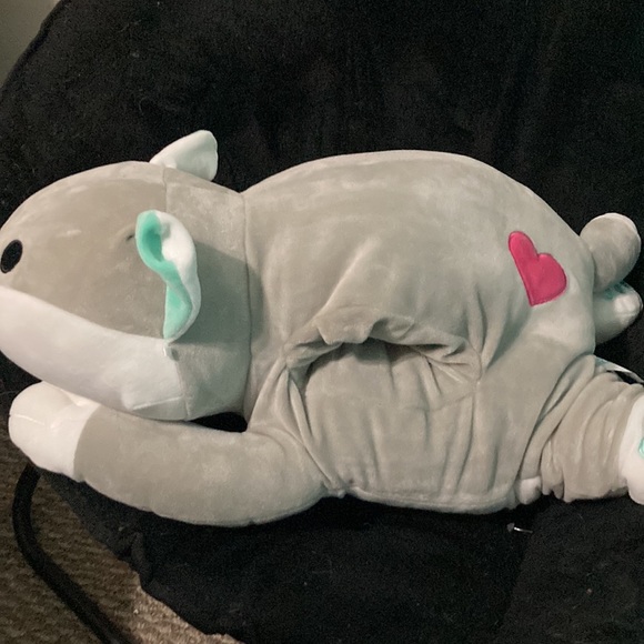 22 inch hugmallow squishmallow dog :) - Picture 2 of 2